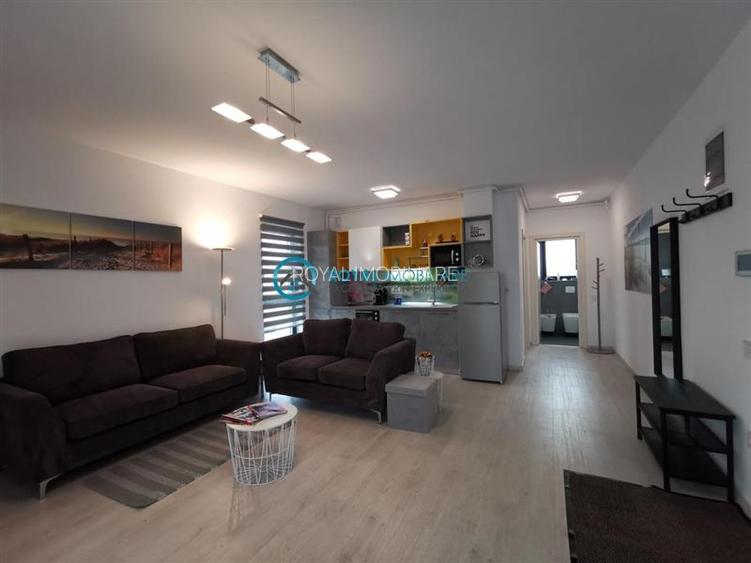 Royal Imobiliare - Inchiriere 2 camere bloc nou  zona Ultracentrala - 3