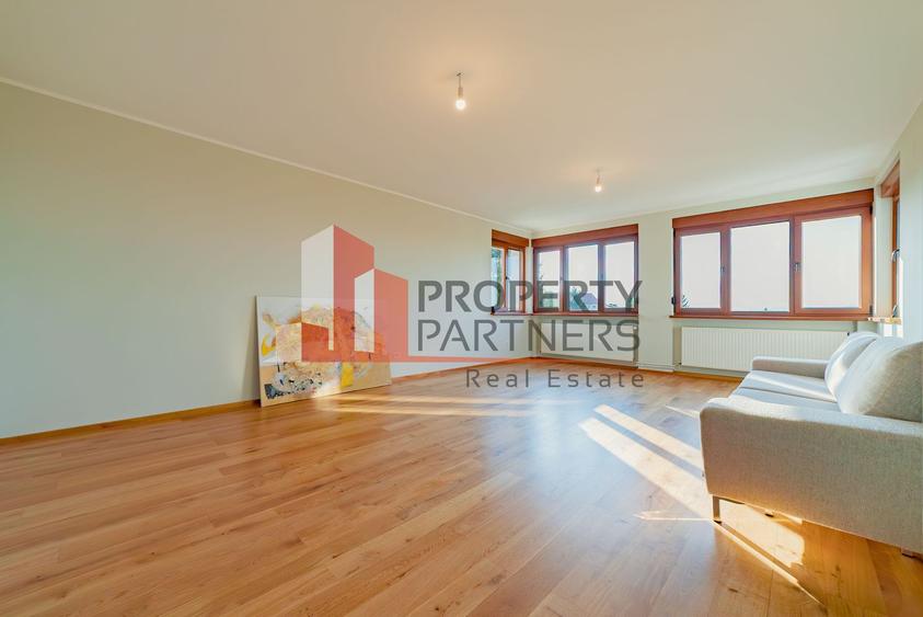 Apartament Duplex Elegant cu Terasă Panoramică – Dealul Cetății, Brașov