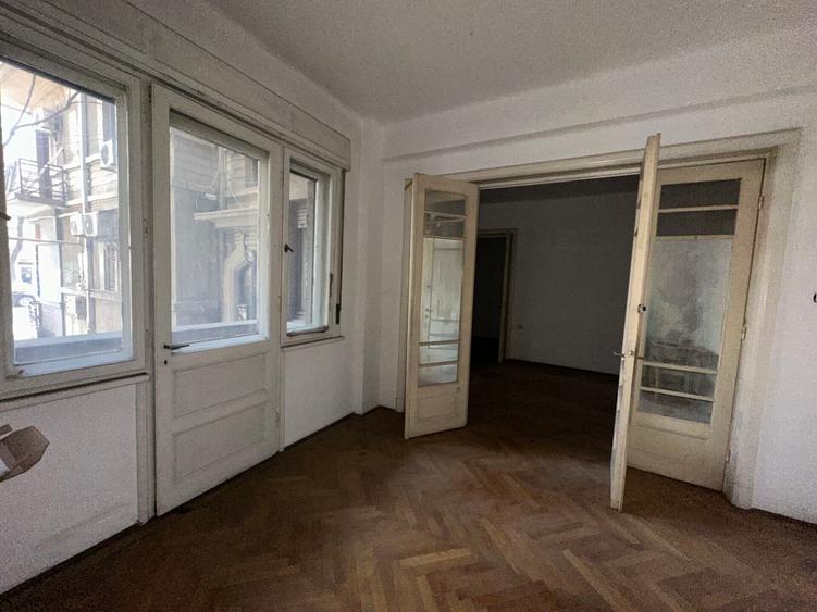 ARMENEASCA - Carol 4 camere 120 mp utili parter cu curte
