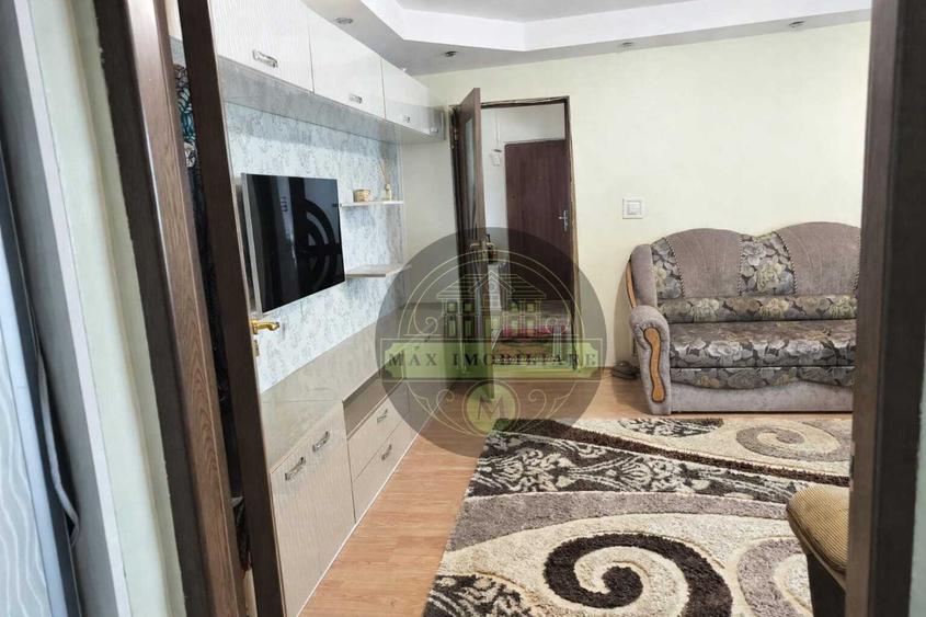Apartament cu 2 camere, semidecomandat, situat în zona Enăchiță Văcărescu