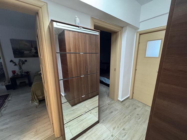 Inchiriere apartament trei camere mobilat/utilat 68mp Cotroceni metrou