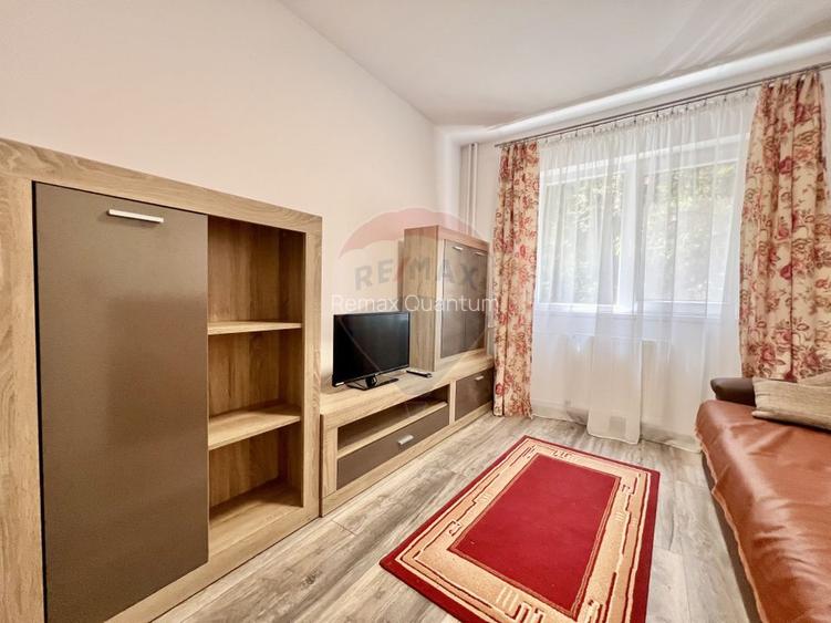 Apartament cu 4 camere de închiriat – Strada Călugăreni - 16