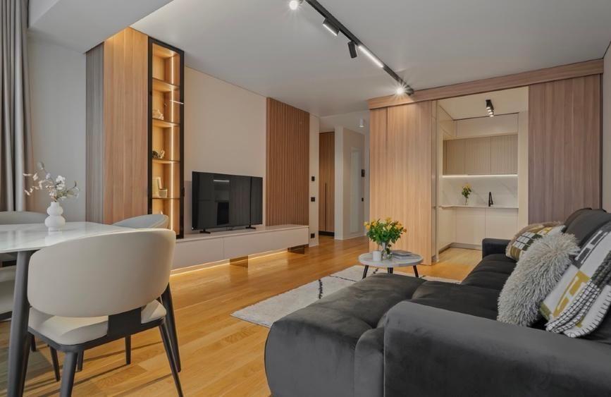 Proprietar inchiriez apartament premium