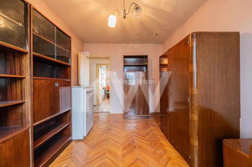 Vânzare apartament cu 4 camere - zona Calea București - 11