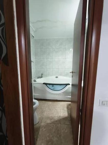 Apartament 4 camere Piata Romana