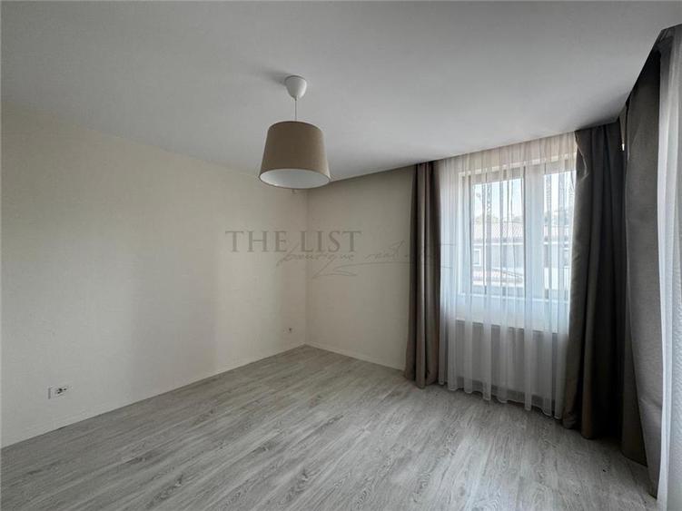 De Vanzare Vila Duplex | Oxford Gardens