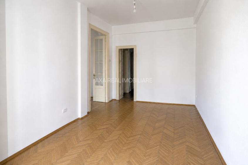 Apartamentul din turnul cu glorietă — Calea Victoriei nr. 2 - 5