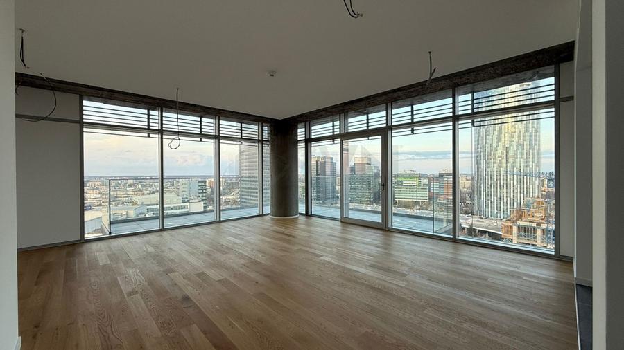 REA1027105 Apartament cu 4 camere UpSite etaj 15