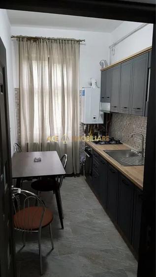 2 Camere de inchiriat | Izvor | Metrou | Centrala | Mobilat