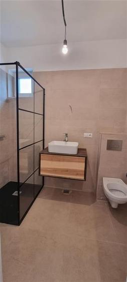 Ap 2 camere 49mp - zona Rediu