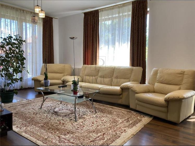 MODERN - DUPLEX SPATIOS - 6 CAM - 3 BAI - 2011 - PARTIAL MOBILAT