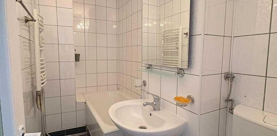 Ap 1 cam P-ta Cipariu - 400 Euro