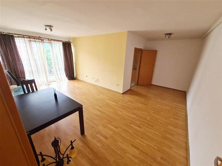 Apartament 3 camere, parcare proprie, Avantgarden 1