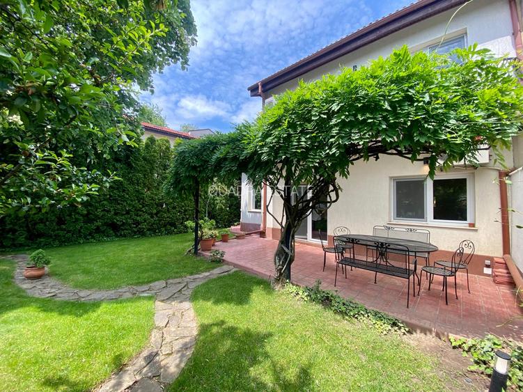 Vilă  Str. Iancu Nicolae – Jolie Ville | Complex rezidențial | 3 dormitoare - 10