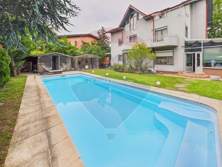 Casă / Vilă cu 7 camere de vânzare în zona Prelungirea Ghencea - 38