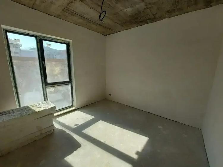 Apartament luminos cu terasă de 17 mp, Ștefan cel Mare