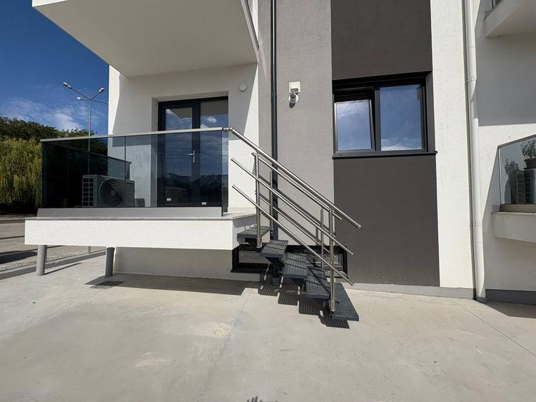 2 Camere Gara Centrala, parter, bloc nou