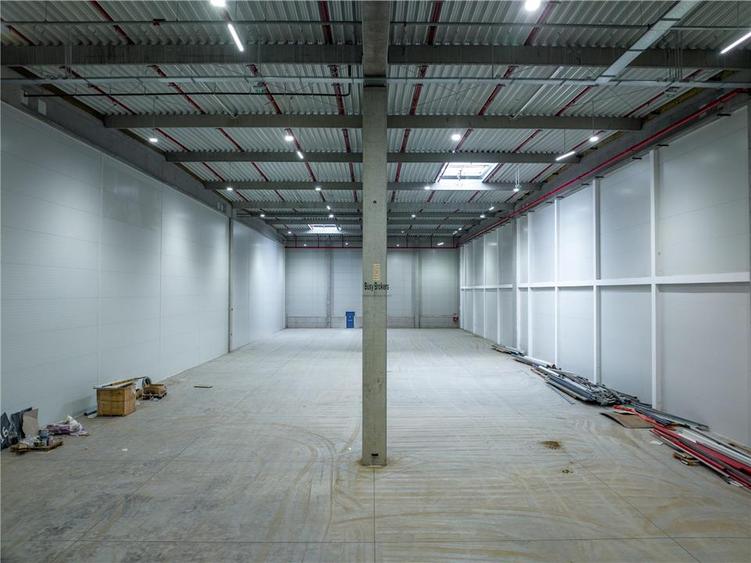 Spatiu Industrial - 2000 mp - Logistica - Productie - Depozitare