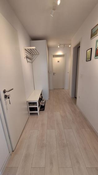 Apartament 3 camere, Kasper
