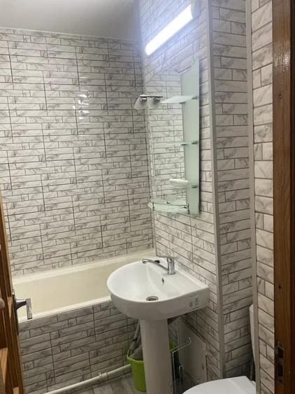 Apartament cu 2 camere, etajul 2/4, zona Dacia