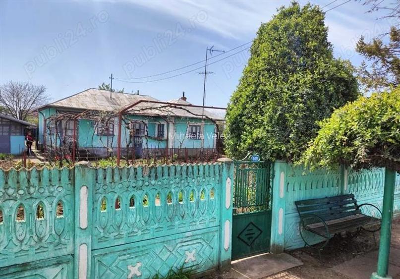 Casă de vânzare în comuna Perișor, județul Dolj - 2