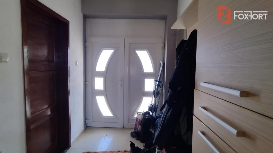 COMISION 0% Casa individuala 8 camere, Sacalaz - Pivnita, teren 1198 mp, asfalt