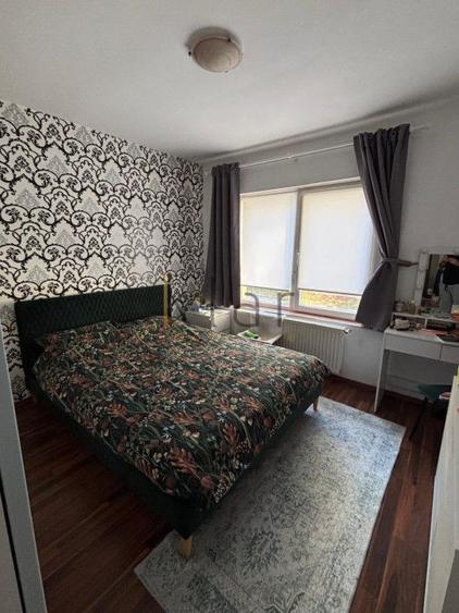Apartament 3 camere spatios parcare! Zona Florilor!