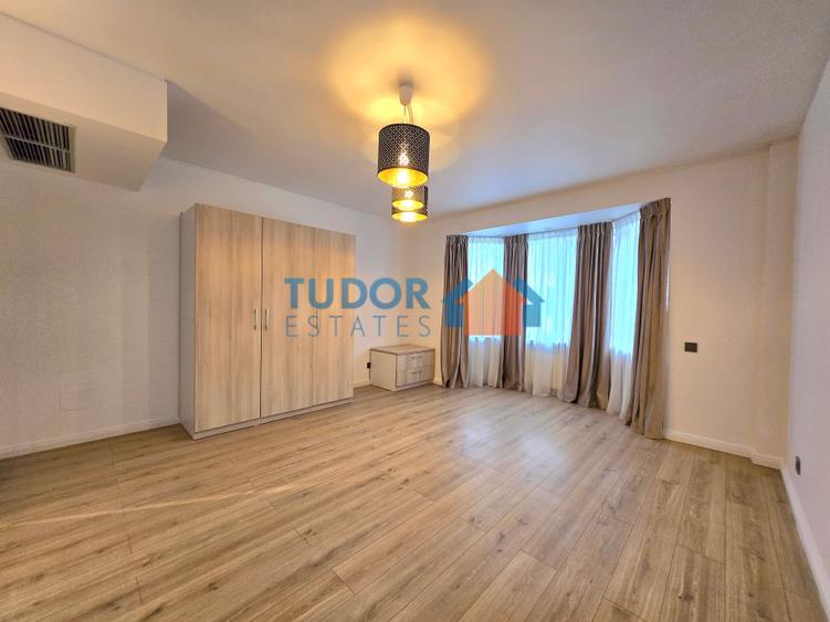 Beautiful Fully Renovated 5 Bedroom Villa in Iancu Nicolae