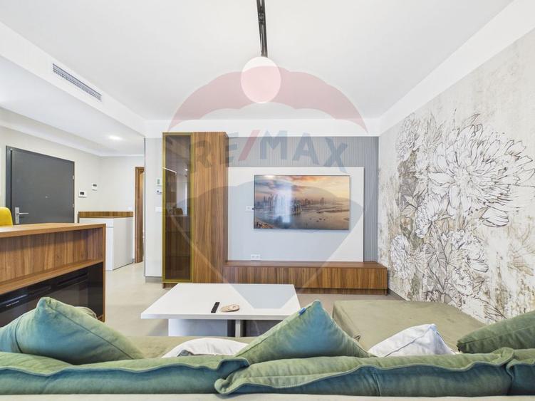 Apartament cu 2 camere, de inchiriat Bloc Teglia - Zona Decebal