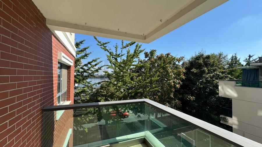 REA1012054 Apartament 4 camere I Lacul Tei