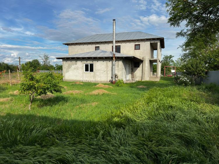 De vanzare, casa + teren 2000mp sat. Calienii Noi - 4