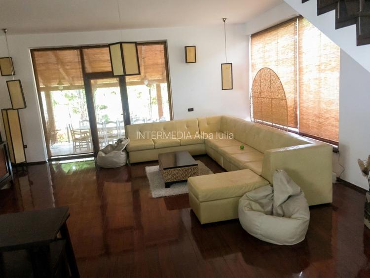 Casa D+P+E de inchiriat in Alba Iulia zona CETATE 350 mp si Teren 600 mp - 4