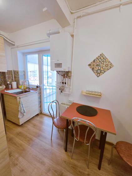 3 camere cu terasa si vedere superba in Cismigiu– str Brezoianu centrala proprie