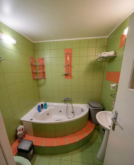 Apartament 2 camere Dristor - Baba Novac Decomandat AC