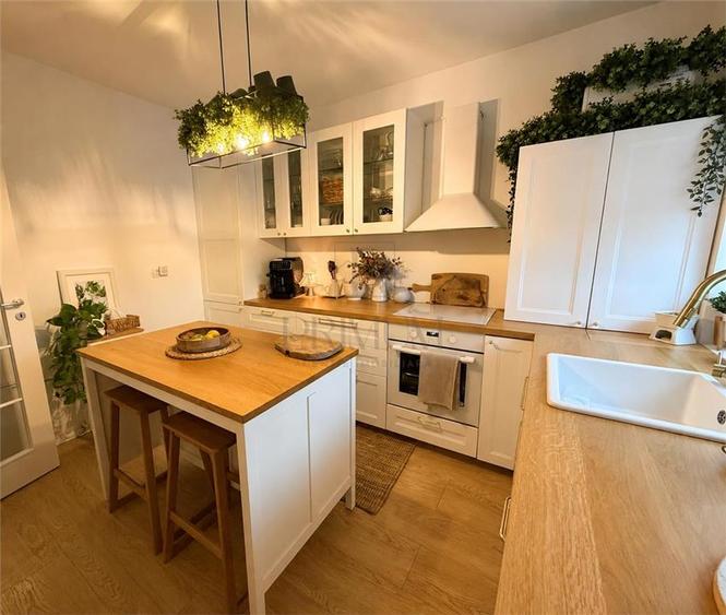 GIROC - DUPLEX - 4 CAMERE - 2 BAI - GARAJ - CURTE
