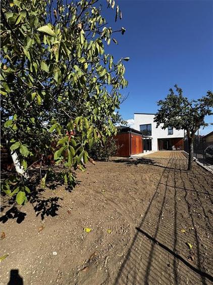 Casa Individuală Parter +Etaj ,166 mp utili, teren 450 mp situata in Somese