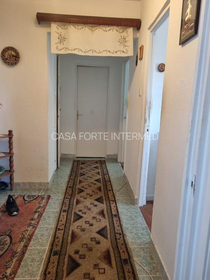 Apartament 2 camere   Tomis Nord Tic-Tac 85000 euro - 16