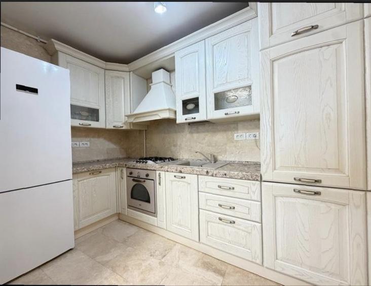 Apartament 3 camere–spatios-parcare subterana-zona Arcul de Triumf