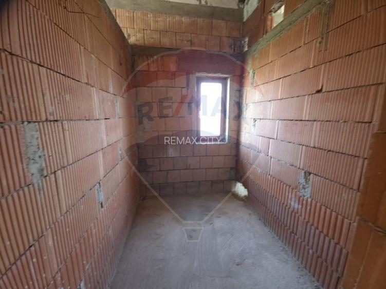 Teren intravilan + casă la roșu de vânzare – Vădurele, jud. Neamț - 28