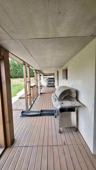 Casă individuală cu 4 dormitoare, grădină 850 mp și garaj dublu - 22