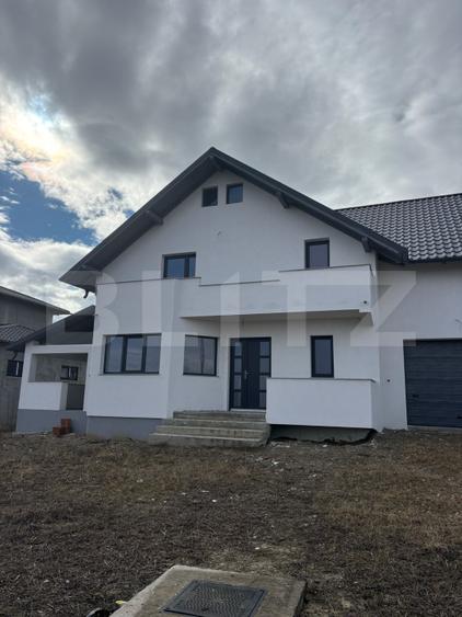 Casă individuală 167 mp utili | 4 dormitoare | garaj | teren 400 mp | Ipotești