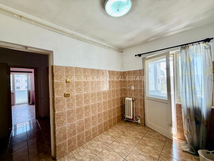 Apartament cu 4 camere-2 balcoane- zona Piata Centrala - 29