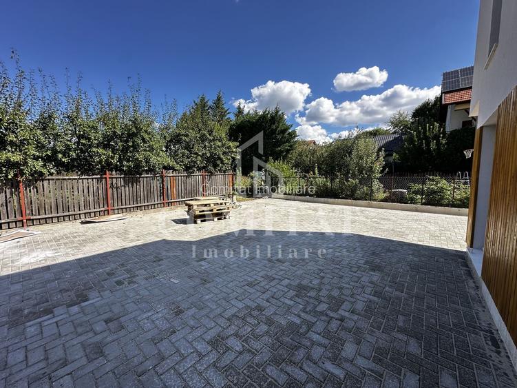 Duplex | Zona str Florilor-Floresti | 2 Locuri de parcare - 29