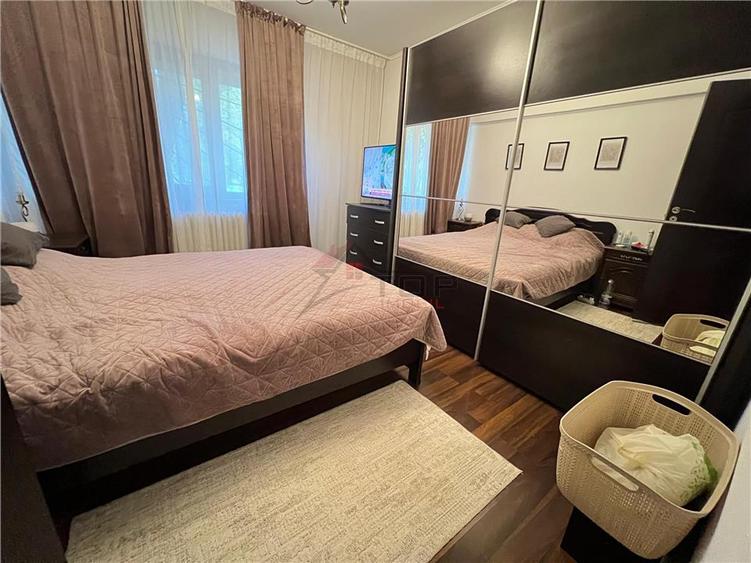 Apartament 3 camere semidecomandat, Podu Ros - BD. Tutora