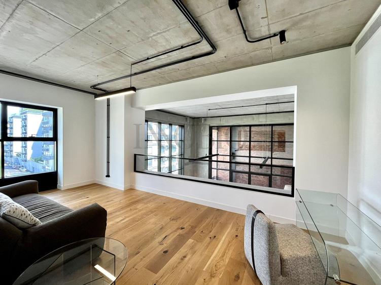 Brick Lofts Unitate pe 2 Niveluri / Bucătărie Mobilata / Vedere Lac