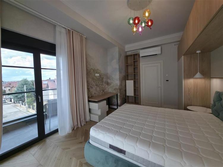 Casa cu lift langa Ford - Craiova