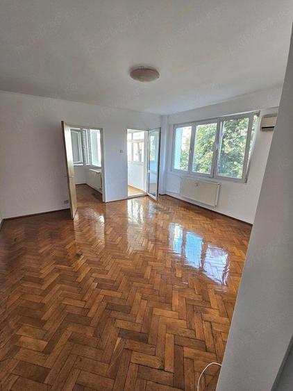 Vanzare 2 camere in zona Dristor, 10 minute metrou