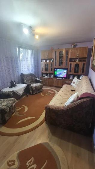 Apartament cu 2 camere decomandat, zona Mircea cel Batran