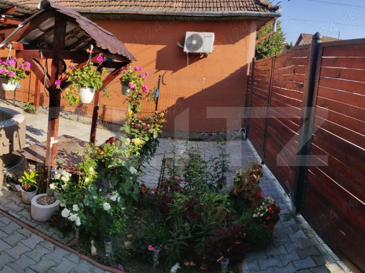 Casa de vanzare, 175 mp, teren 6 ari, zona Unirii