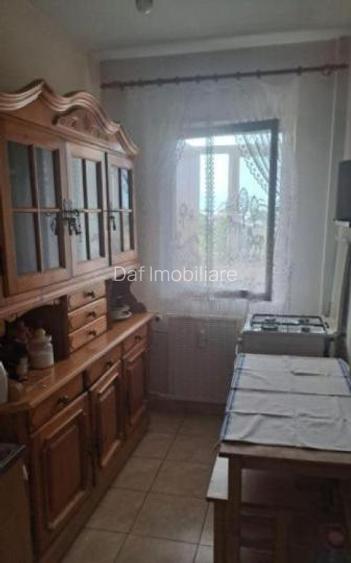 59500euro -Garsoniera 33mp-bloc  reabilitat - metrou - 8